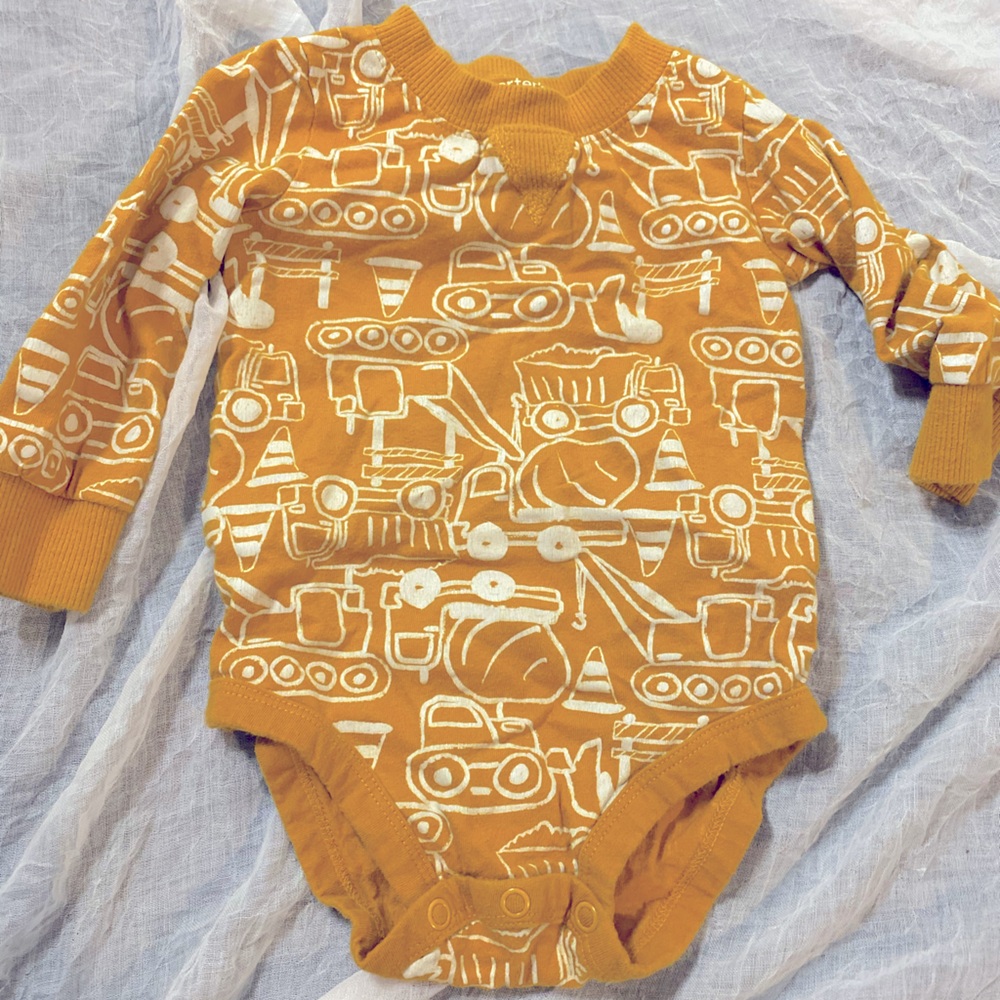4/$10🦄 Mustard construction Bodysuit